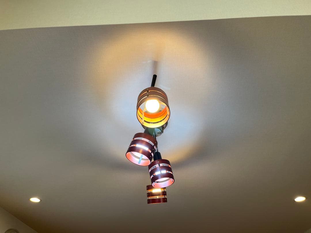 【大幅値下げ•東京メタル工業】シーリングライト（電球付き）