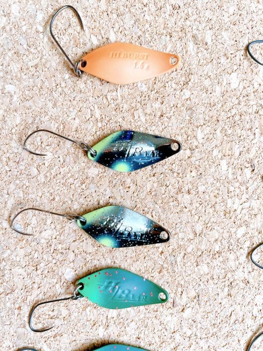 【美品】【値下げ】菅釣り　トラウトスプーンルアーセット26個