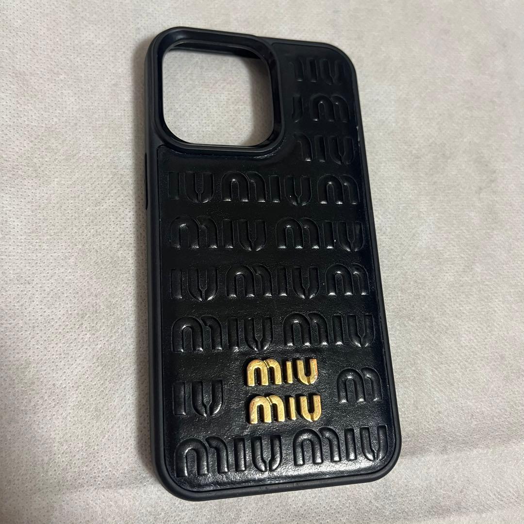 MIUMIU iPhone13proケース