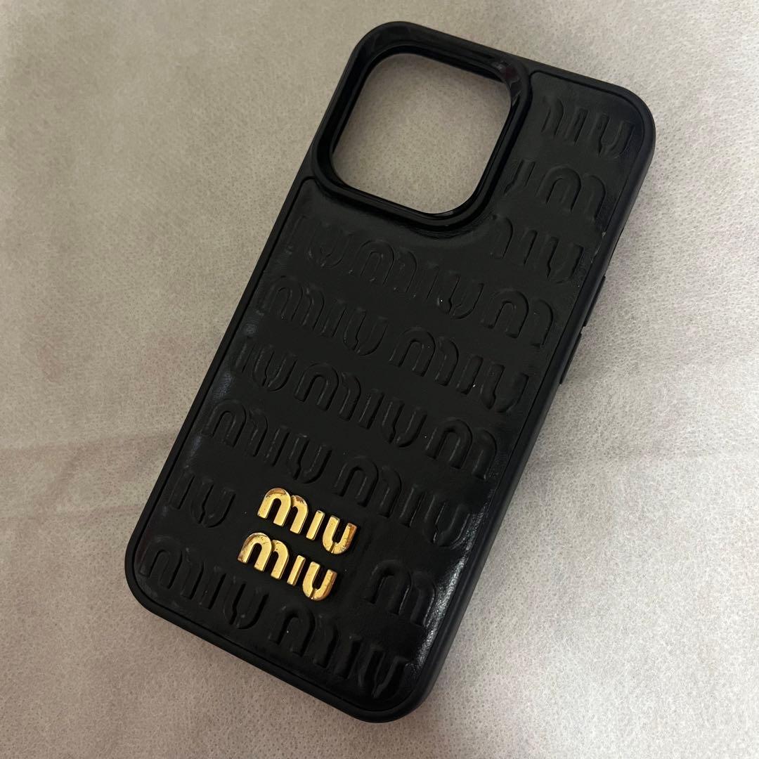 MIUMIU iPhone13proケース