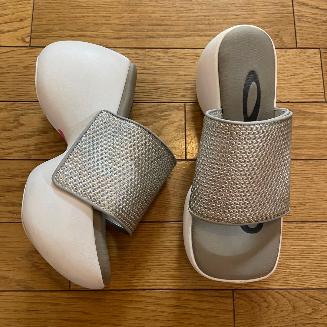 Grape 靴 WHITE PLATFORM SLIPPERS TELSTAR