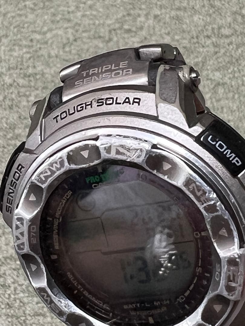 PROTREK PRW-2500t チタン