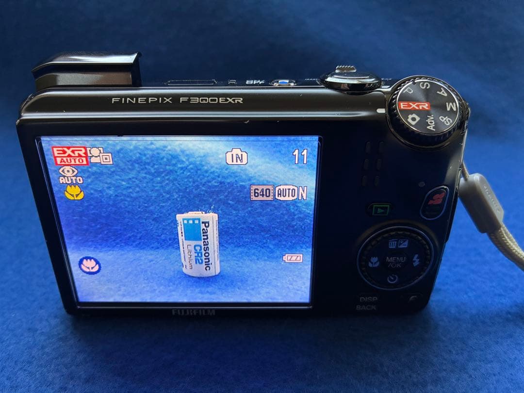 【美品・付属品完備】FUJIFILM FinePix F300EXR ブラック