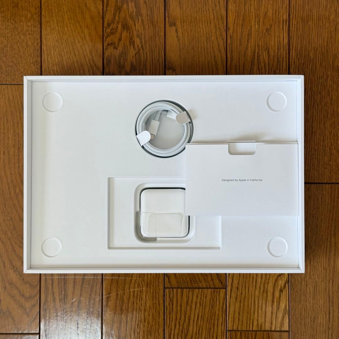 Apple MacBook Air (M1, 2020) 本体 16GBモデル