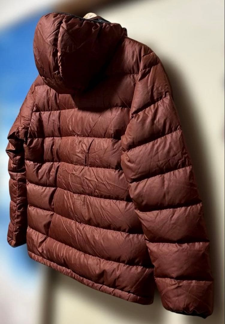 Eddie Bauer(エディーバウアー)リバーシブルフーデットダウンジャケット