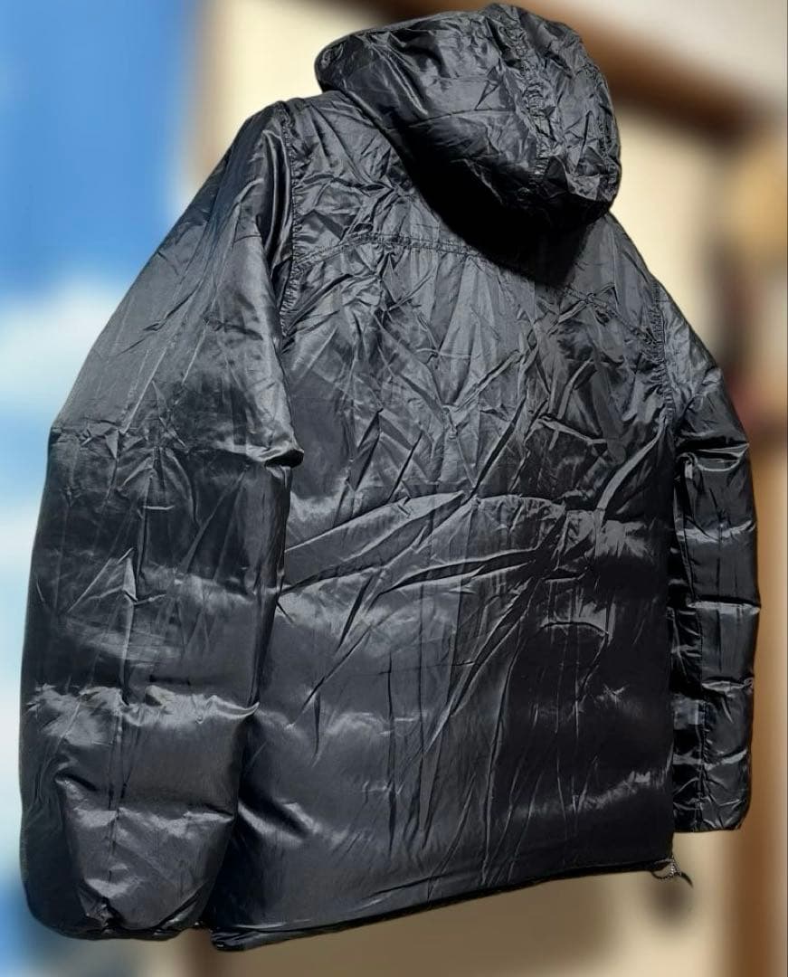 Eddie Bauer(エディーバウアー)リバーシブルフーデットダウンジャケット