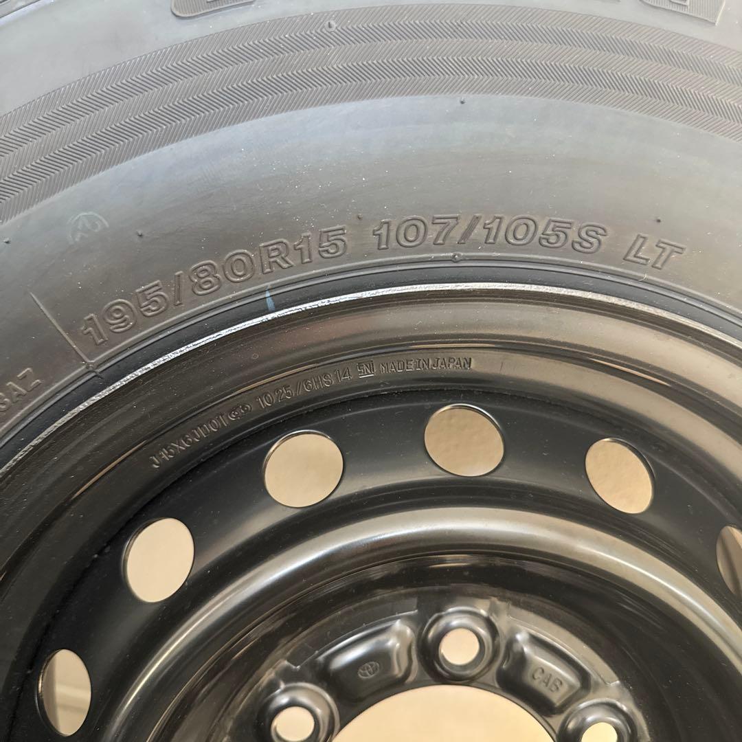 ハイエース　純正タイヤホイール、新品ホイールキャップ①〜④セット　新車外し