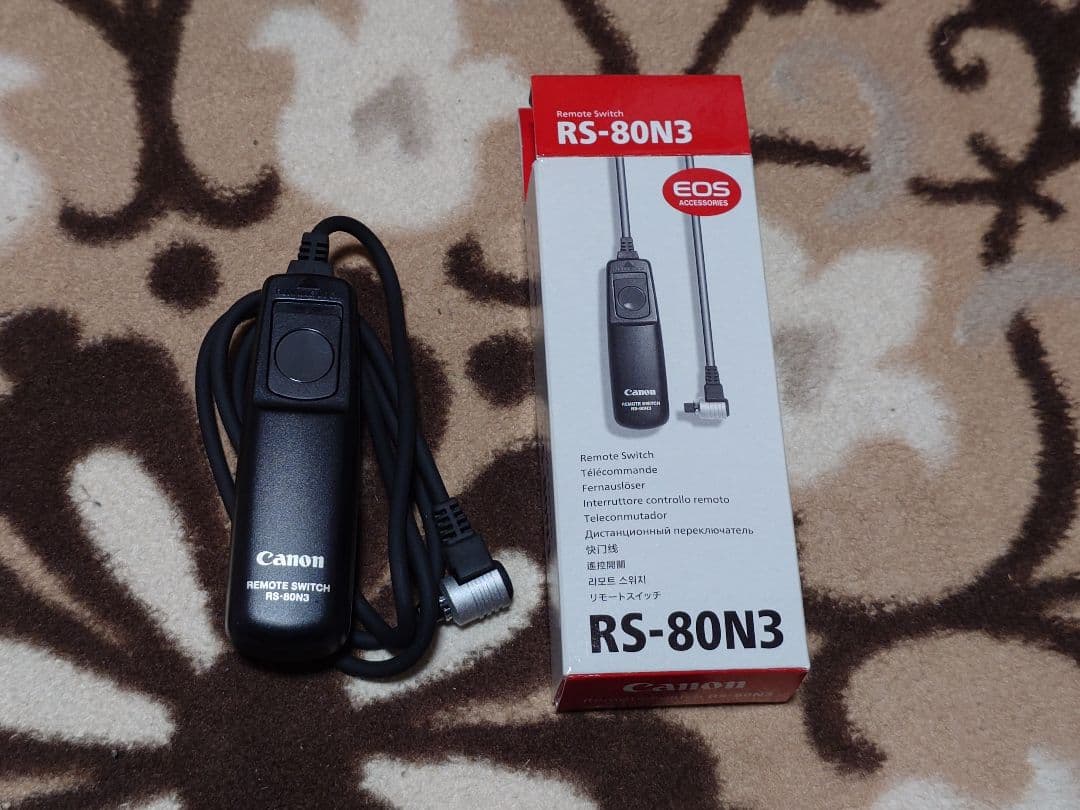 おまけ付　Canon EOS R5 Mark II 本体