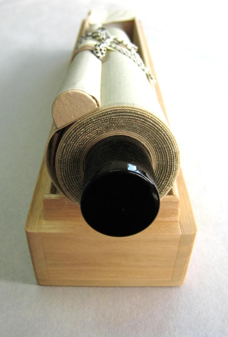 【真筆】茶掛　白珪尚可磨◆大徳寺派 玉瀧寺 前大徳 戸上明道 共箱・タトウ箱付