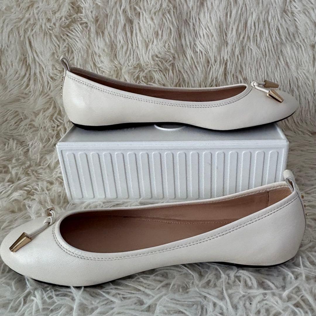 ✨未使用級　TODS トッズ ドライビングシューズ　フラットシューズ　パンプス
