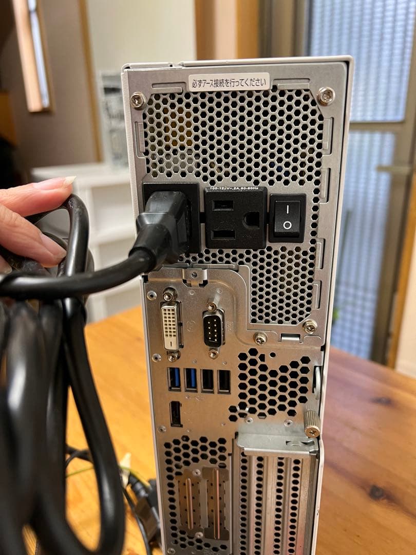 富士通 ESPRIMO FMVD38001