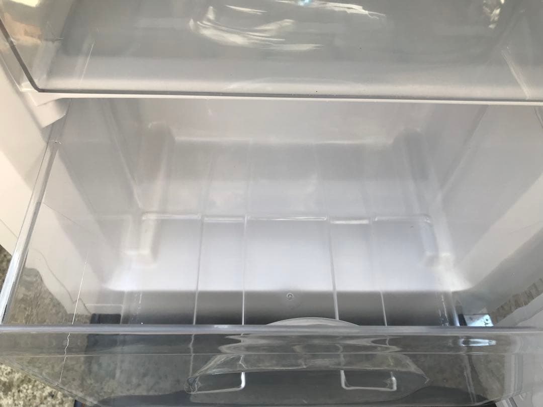 N518ニトリ グラシア 2020年製106L 冷凍冷蔵庫 ホワイト