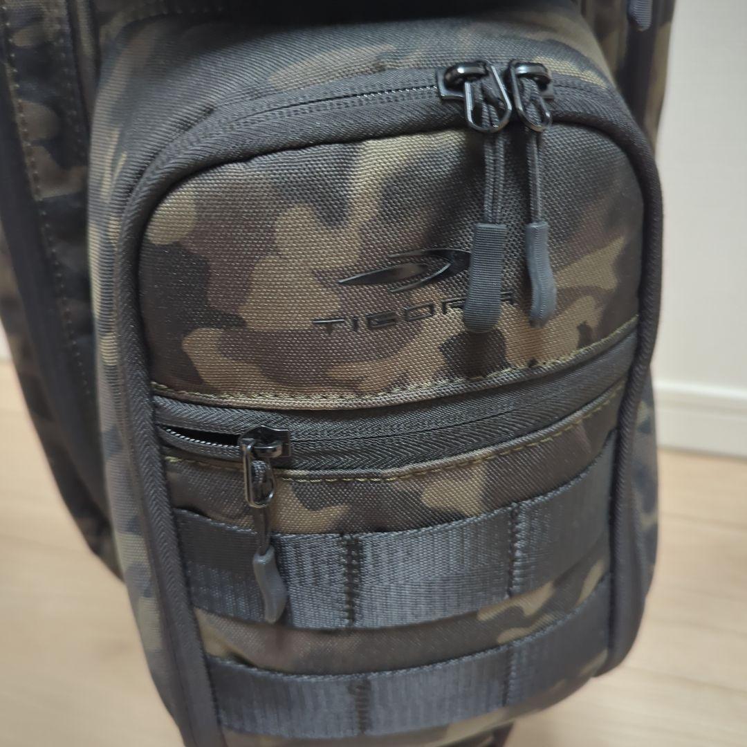 TIGORA 迷彩キャディバッグ ナイロン製 フード付き