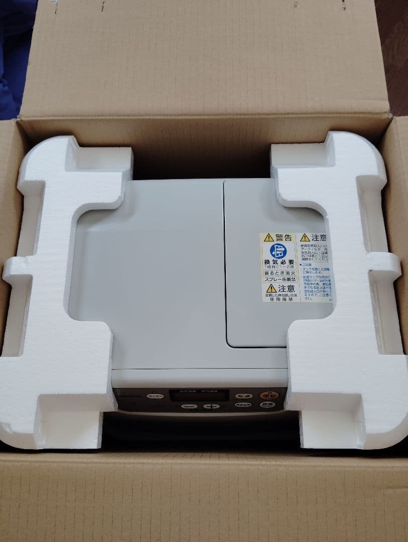 【美品】CORONA 石油ファンヒーター(メルカリ便匿名発送不可)