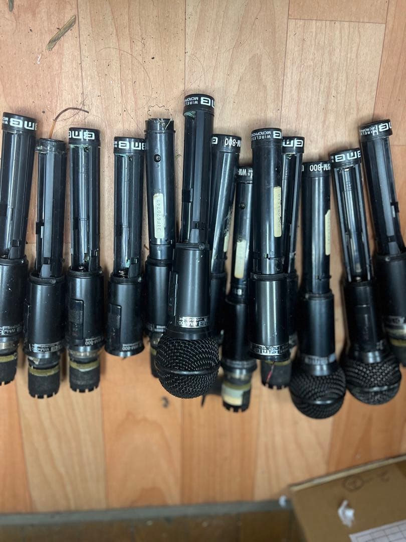 BMB ワイヤレスマイク　WM-800 ジャンク品　33本です