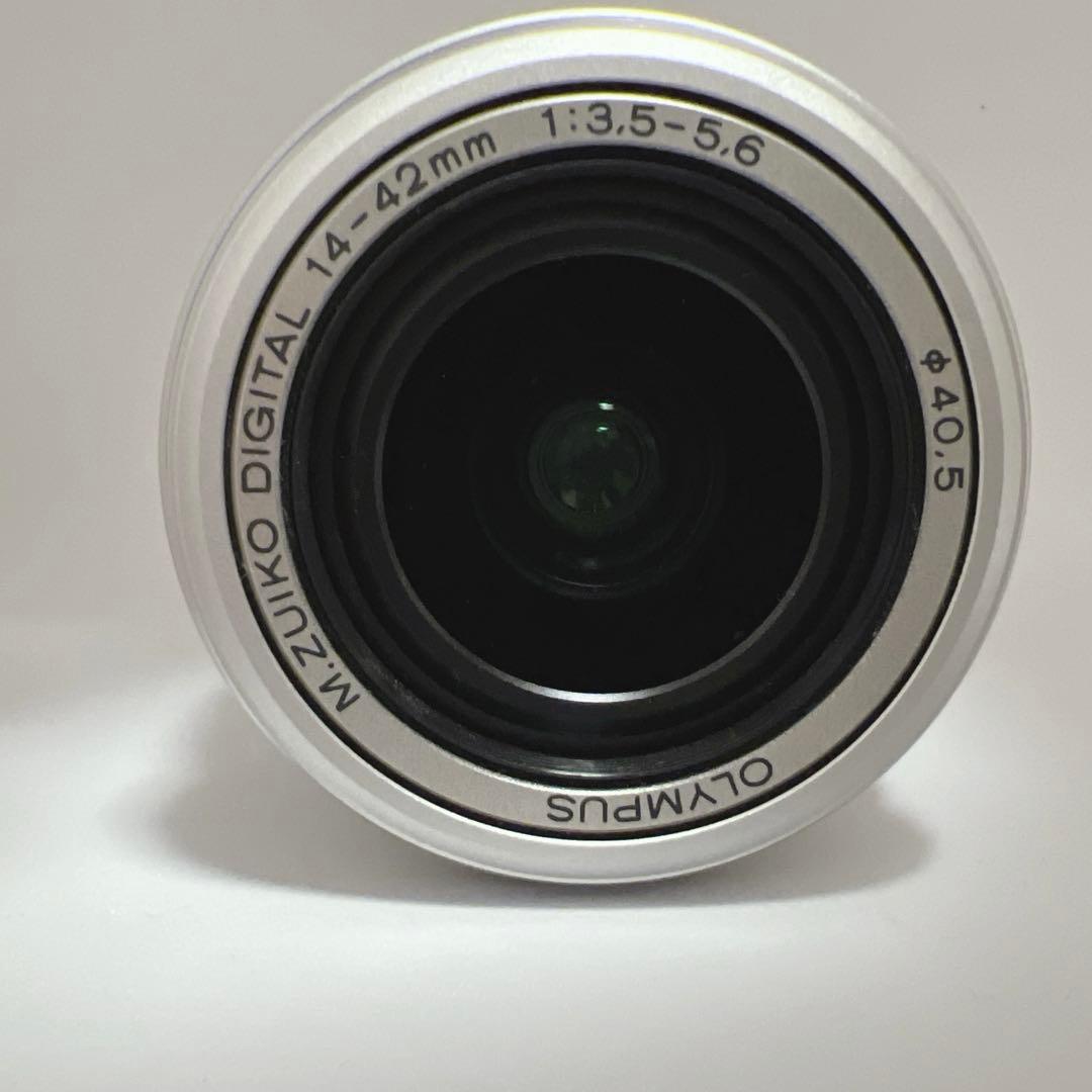 OLYMPUS PEN Lite E-PL1 ダブルレンズ　ホワイト付属品あり