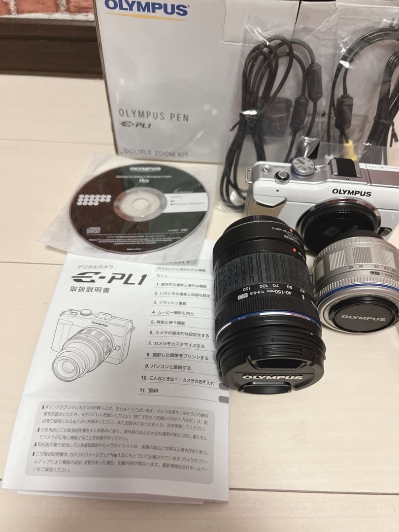OLYMPUS PEN Lite E-PL1 ダブルレンズ　ホワイト付属品あり