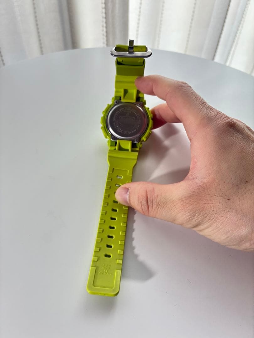 G-SHOCK ハイパーカラー GA-110 ライムグリーン