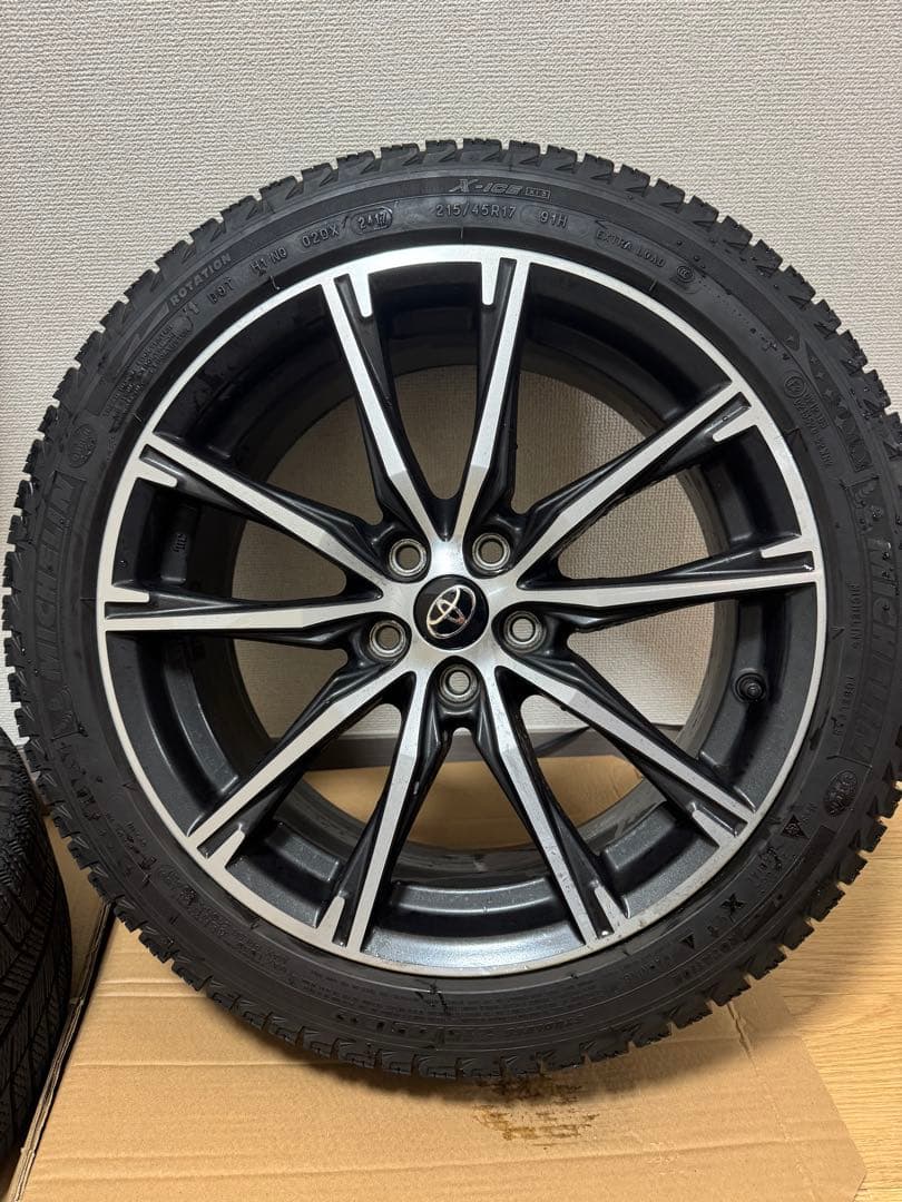 zn6 後期GTグレード純正ホイール+215/45R17スタッドレスタイヤ　4本