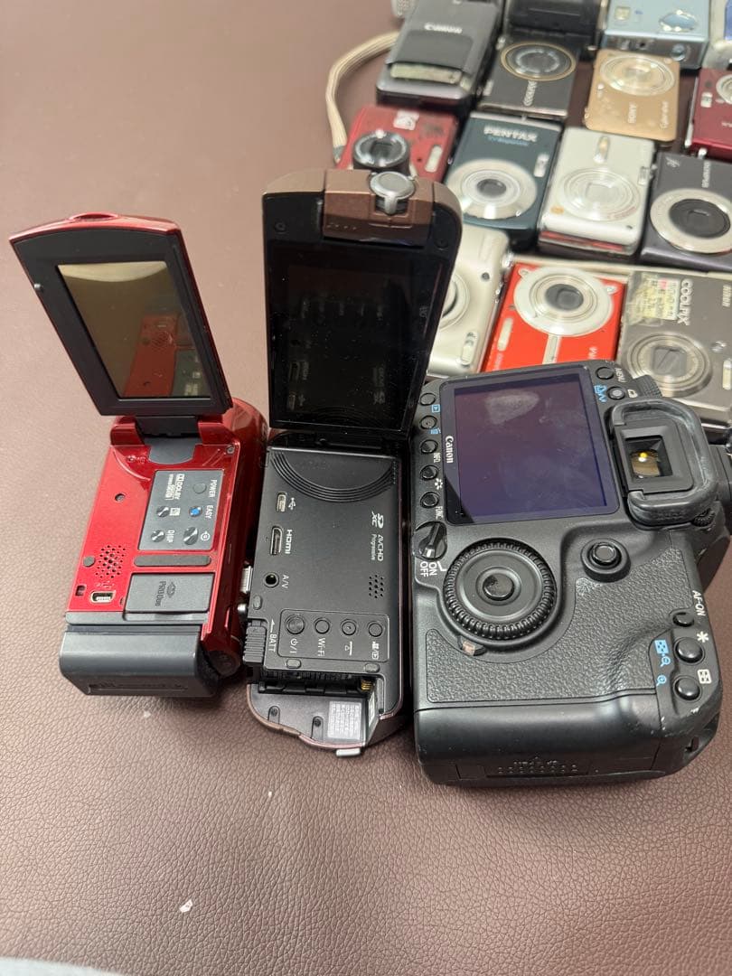 デジタルカメラ Canon Nikon SONY Panasonic .56台