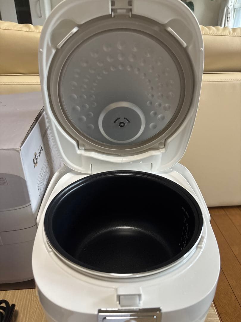 【新品 LUXSI 炊飯器 】5.5合 ホワイト 多機能モデル ケーキOK 1