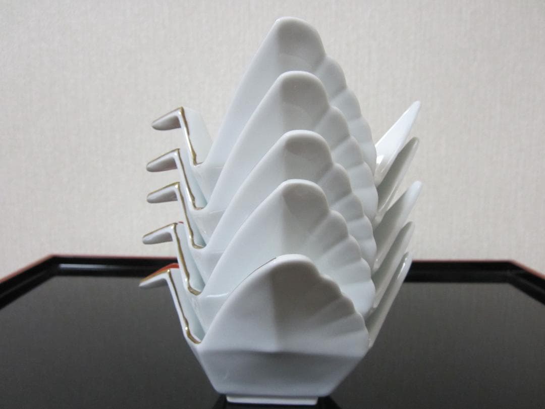 迎春◆お正月の器◆伝統工芸 有田焼◆料亭の器◆白磁製 鶴５客◆ 小鉢、小付、向付
