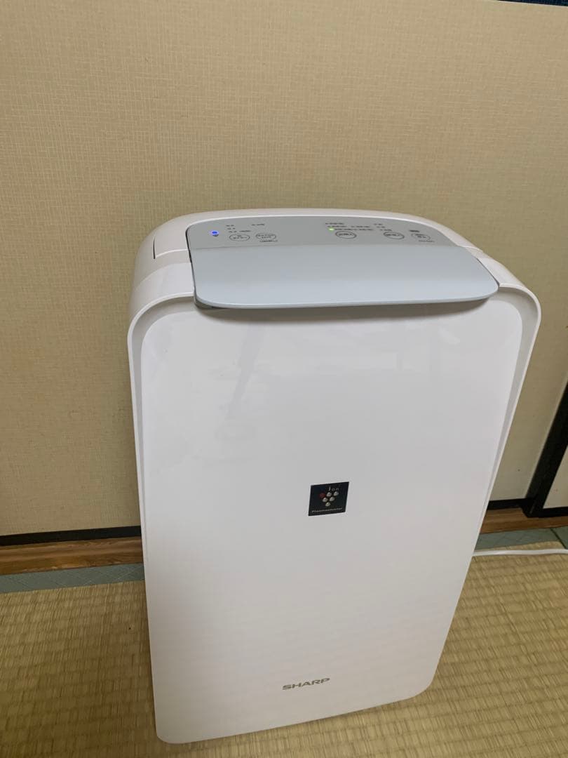 美品　2023年製/SHARP 除湿機 CV-N71