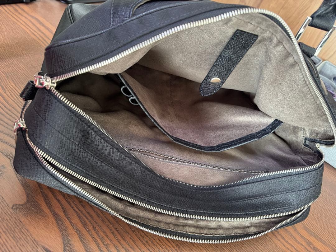 PELLE MORBIDA ビジネスバッグ　ブラック