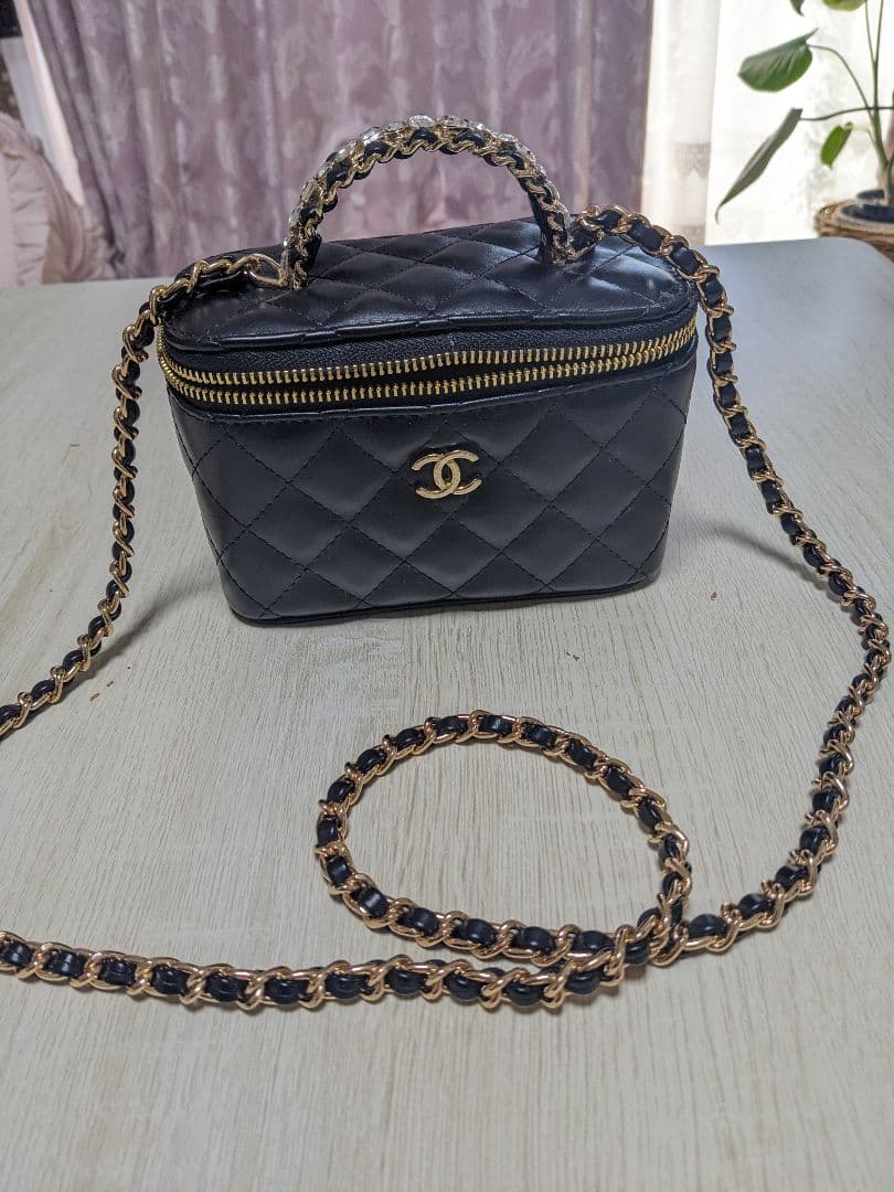 真*弥様 バニィティーミニショルダーバック