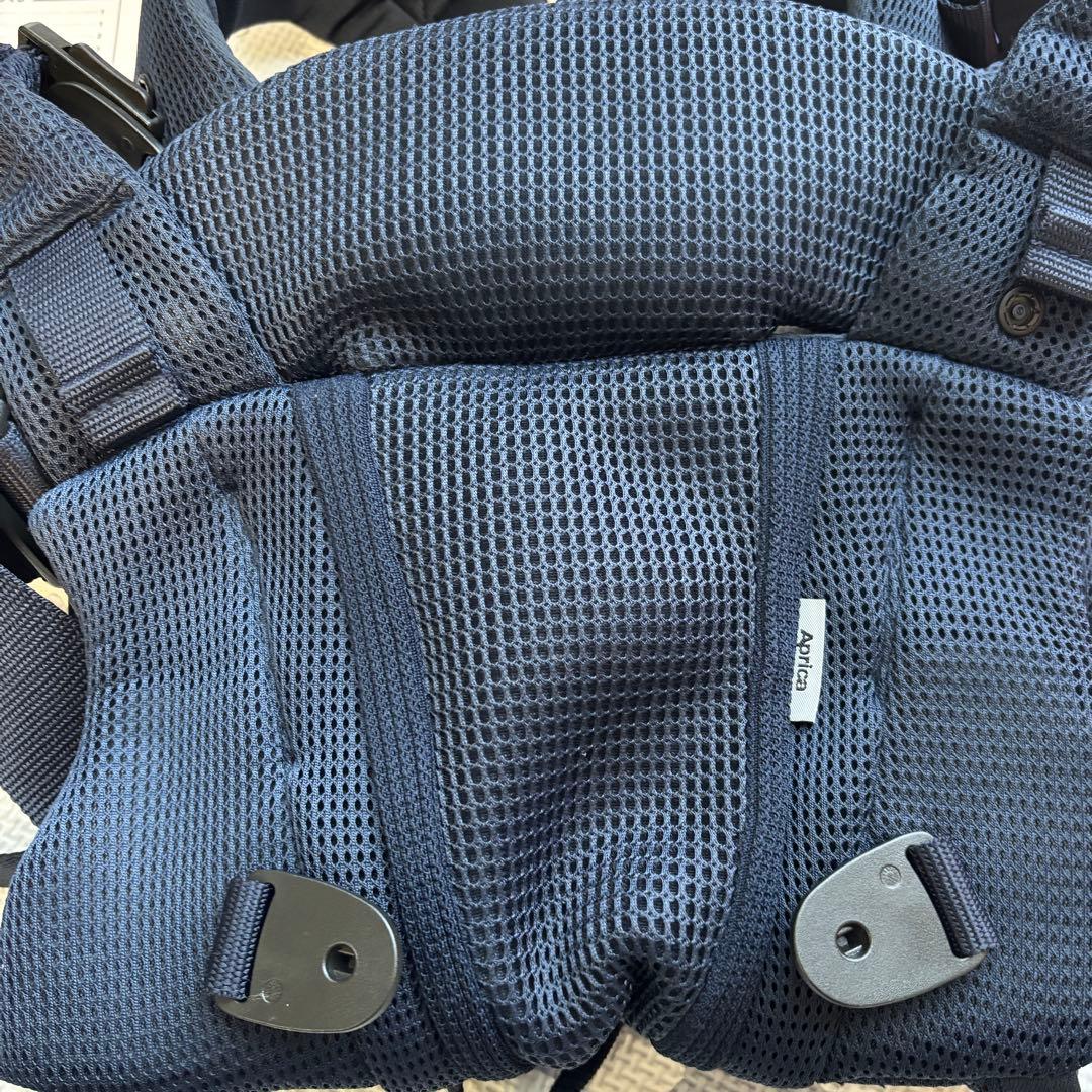 アップリカ　ラクリス　抱っこ紐