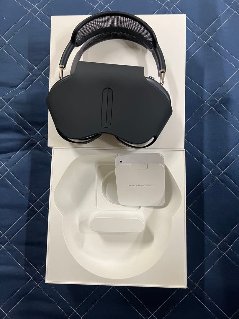 AirPods Max - ミッドナイト