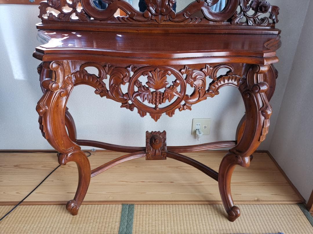 中世　ゴシック調　超高級ドレッサー 定価250万円