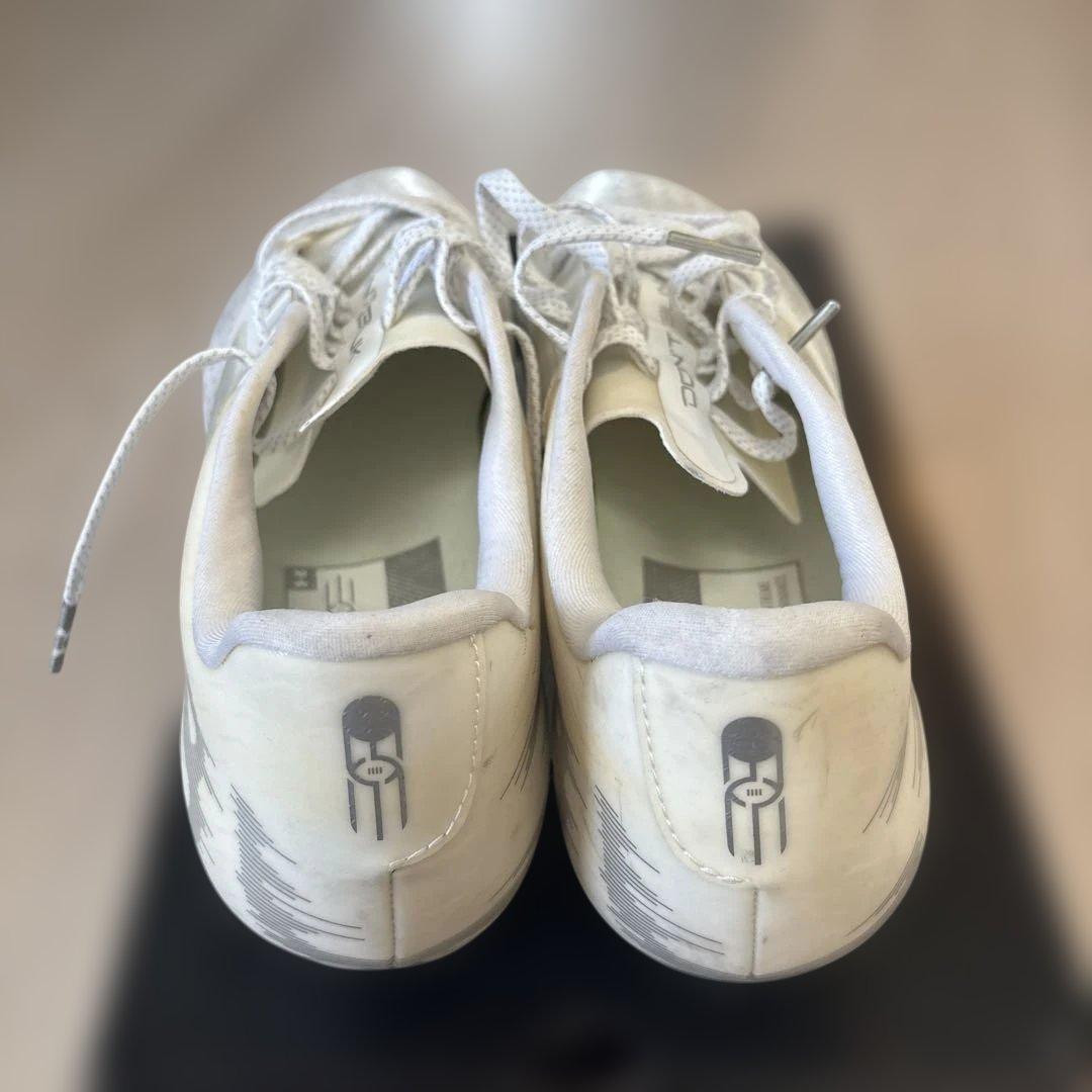 Under Armour アメフトシューズ ホワイト スパイク