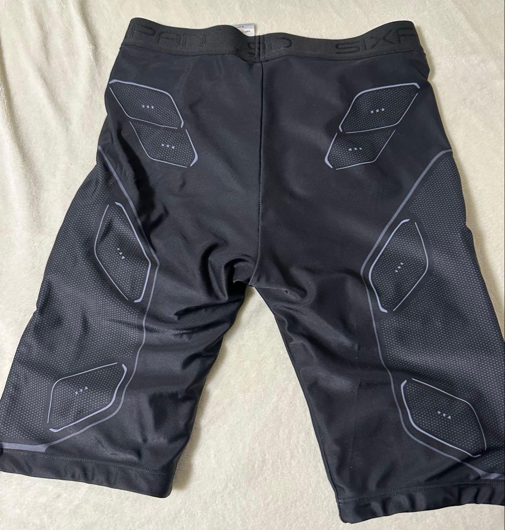 数時間限定セールSIXPAD シックスパット　メンズ上下スーツ　Lサイズ