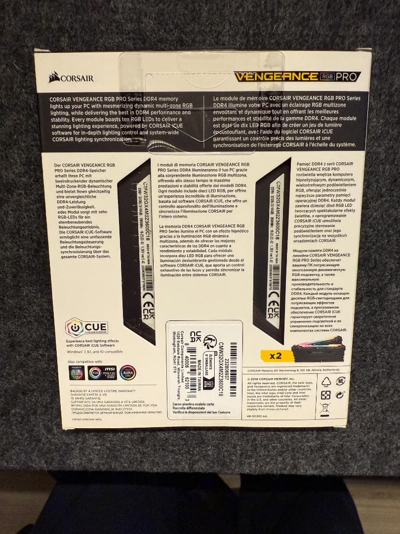 メモリー CORSAIR VENGEANCE RGB PRO 32GB DDR4 3600