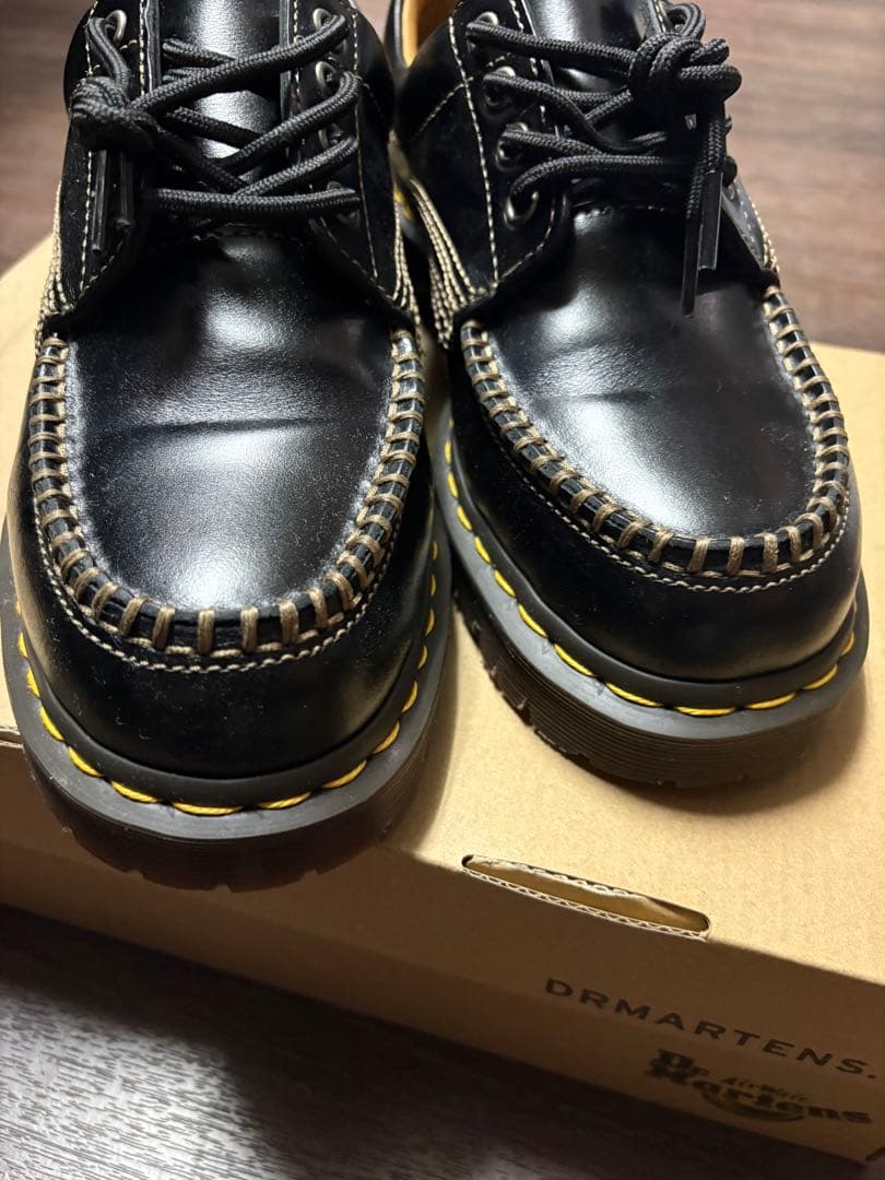 【ほぼ新品】Dr. Martens 黒 ローファー　uk8 27㌢