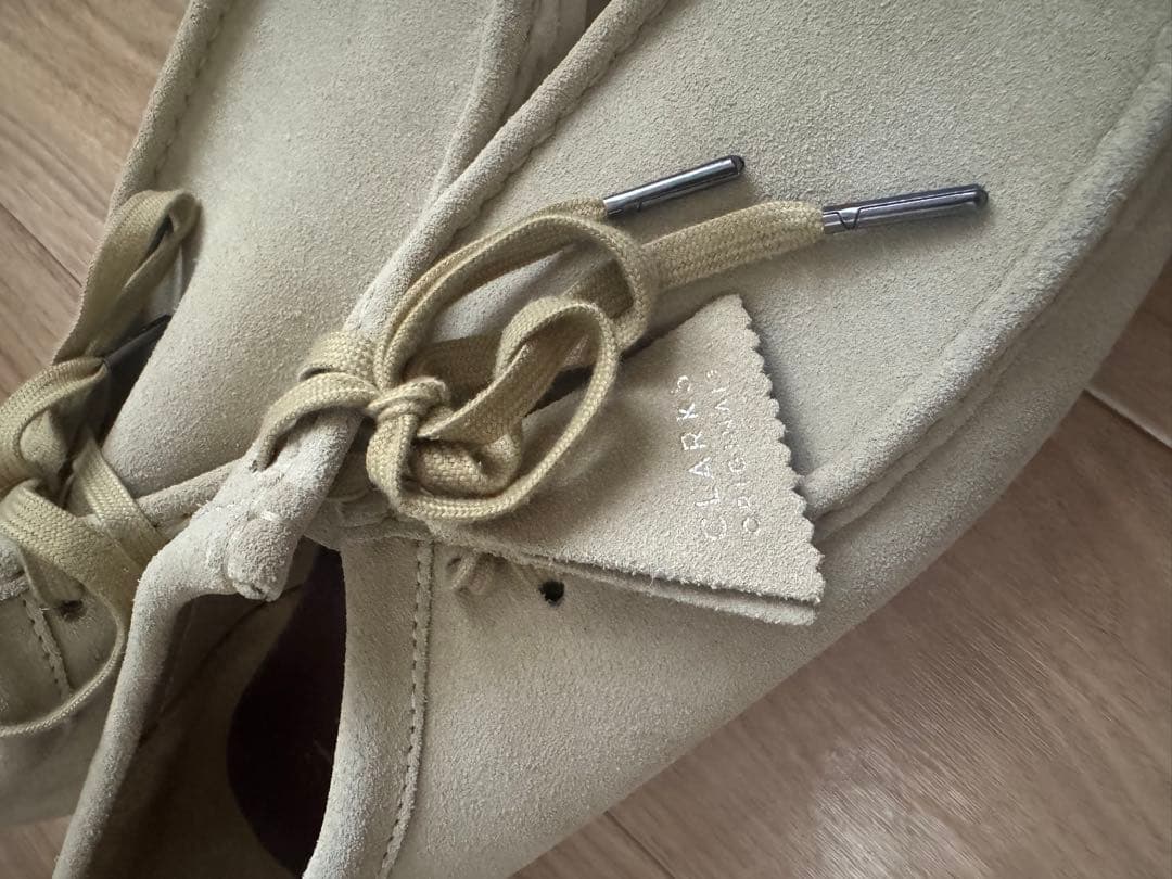 CLARKS ベージュ モカシン シューズ