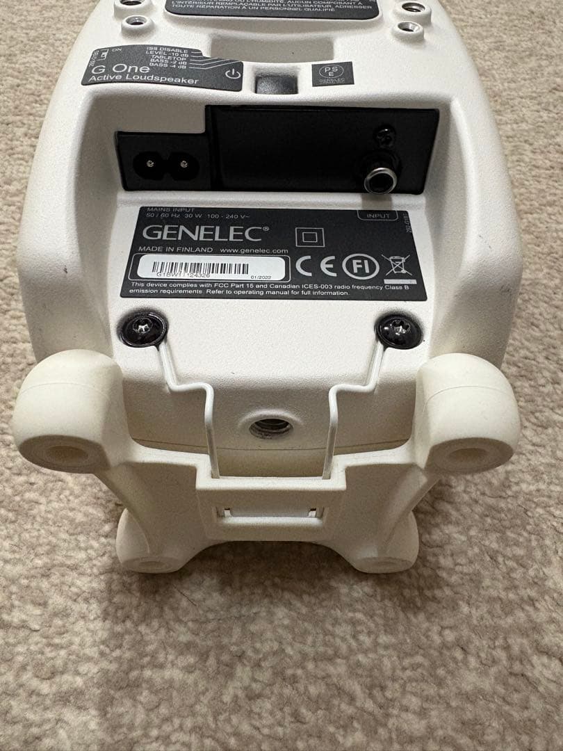 GENELEC G One ホワイトスピーカー