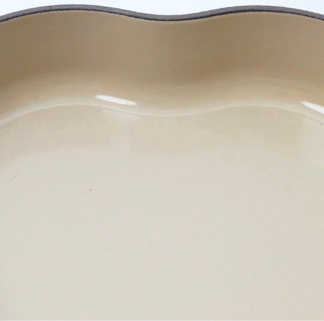 【美品】LE CREUSET　プレートダムール チェリーレッド　18cm