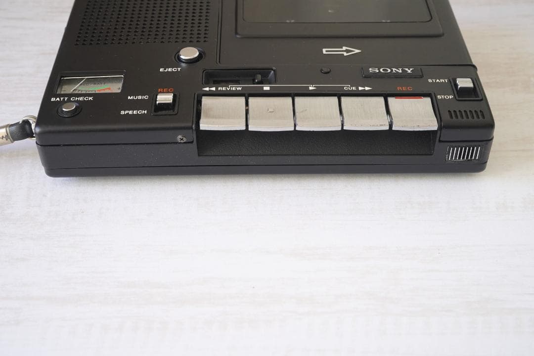 動作品 SONY カセットレコーダー・TC-1100B 日本製カセットプレーヤー