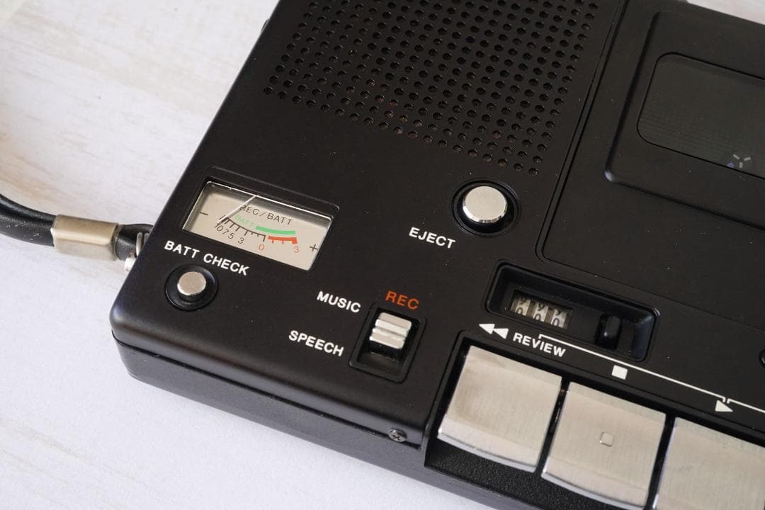 動作品 SONY カセットレコーダー・TC-1100B 日本製カセットプレーヤー
