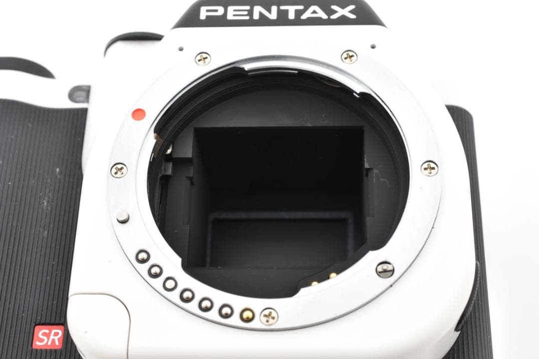 ★ダイヤル表示部欠落・3,715枚★ペンタックス K-01 ボディ #20110