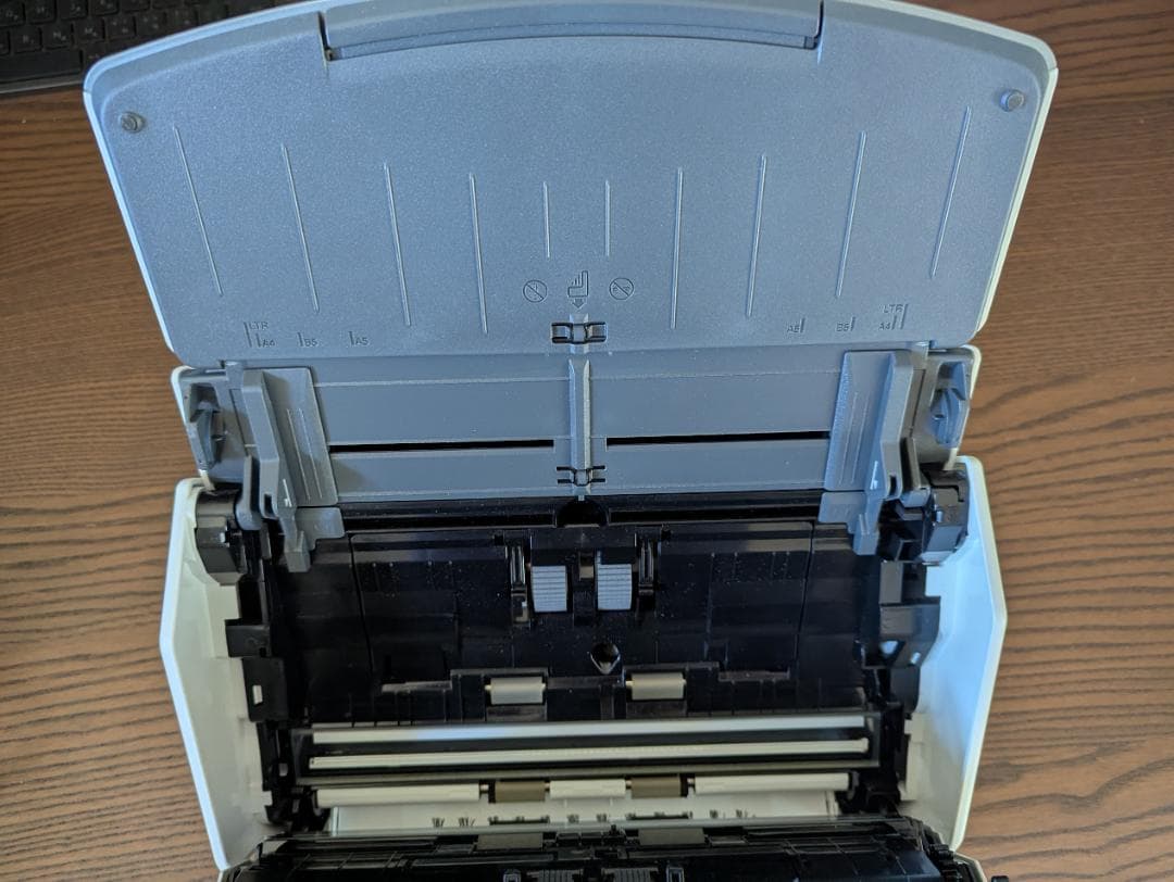 【総スキャン432枚】ScanSnap iX1600 スキャナー ホワイト