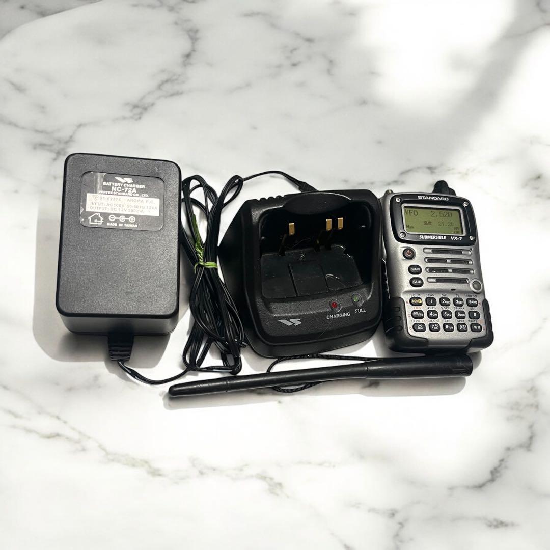 YAESU VX-7 八重洲　スタンダード受信機アマチュア無線