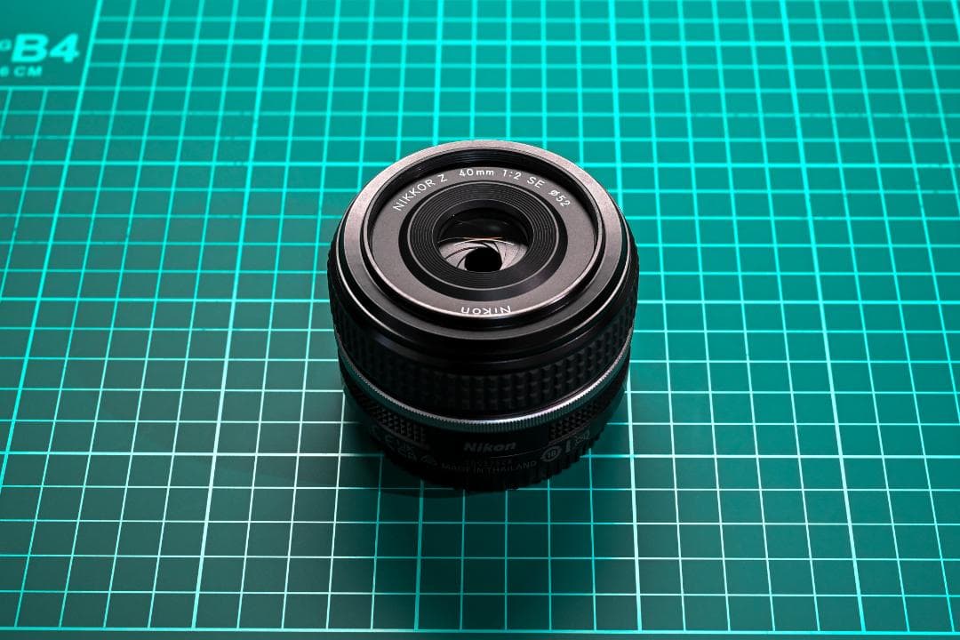 [美品・保証残] Nikon Zf レンズキット 40mm f2 SE グリップ