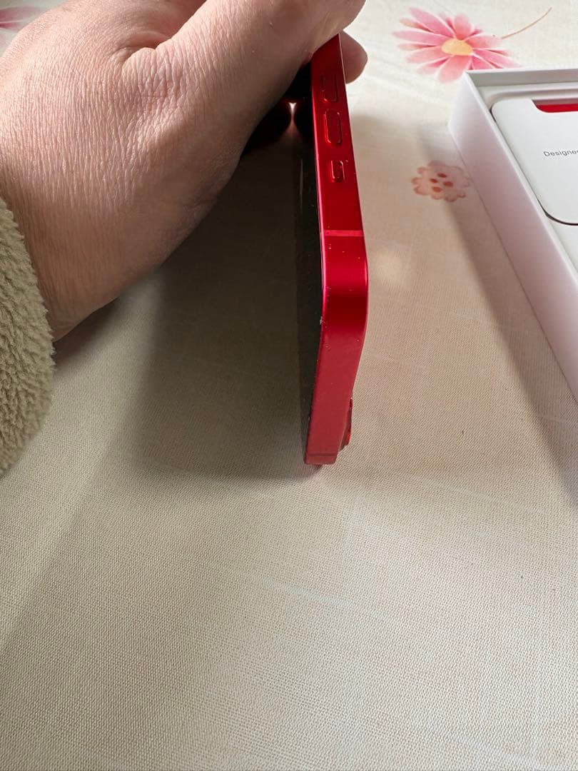 Apple iPhone 14 (PRODUCT(RED)) 本体