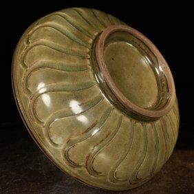 宋代耀州窯彫刻花鳥図版箱