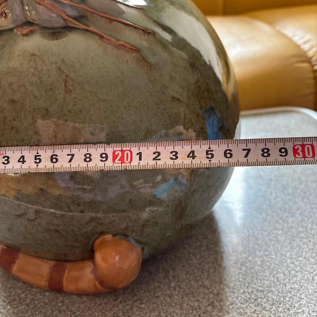 笑顔の可愛い大きな陶器の猫の置物 27×27cm