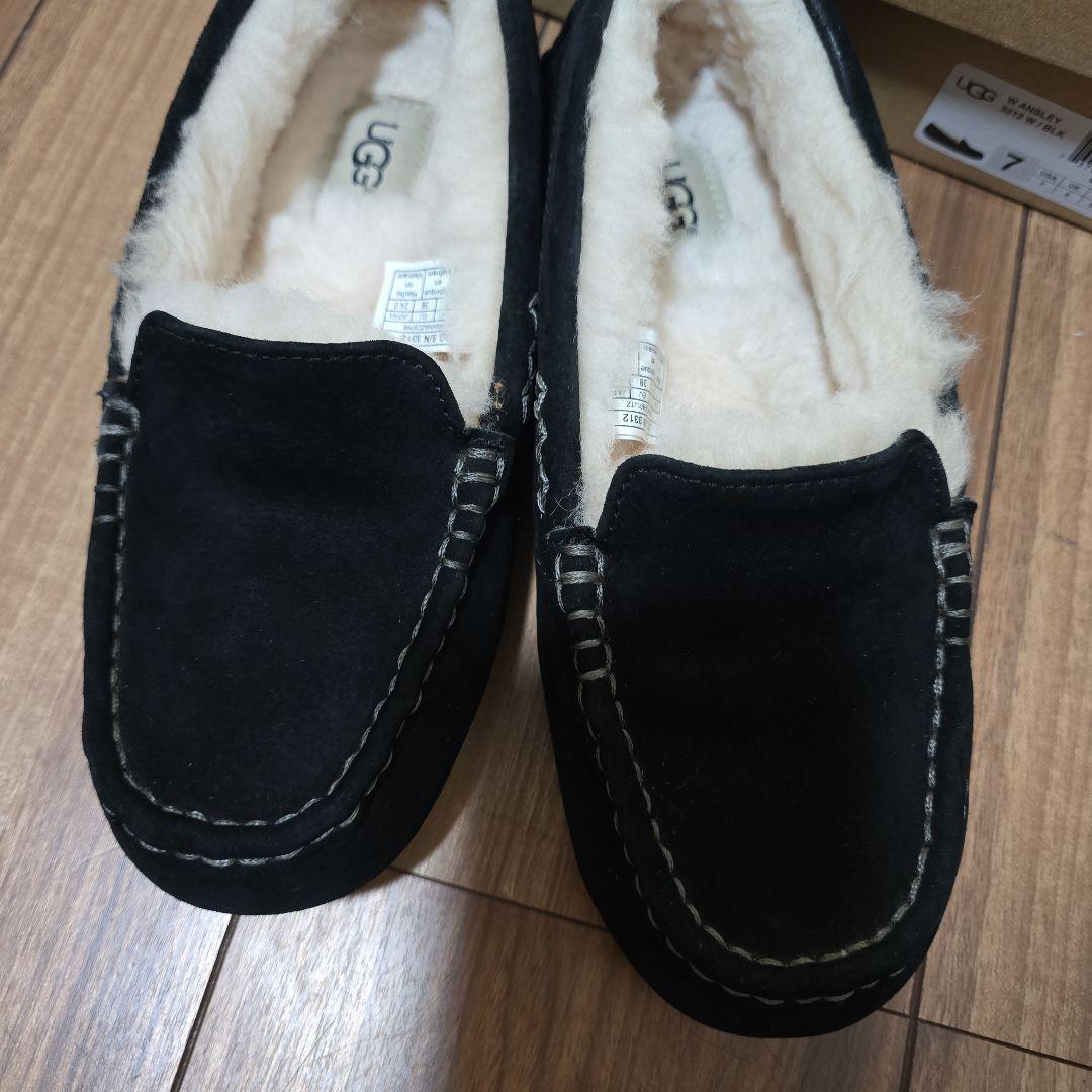 UGG ブラック 7　ANSLEY