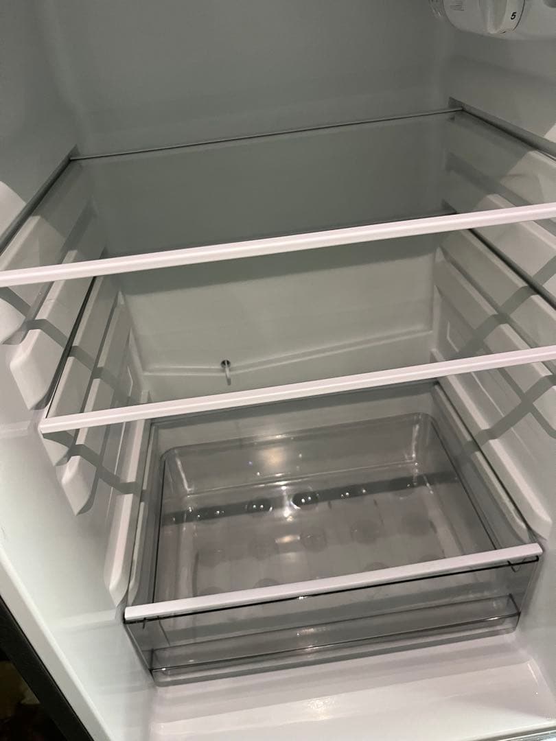 女性オーナー TCL ノンフロン冷凍冷蔵庫126L グレー 2025年製